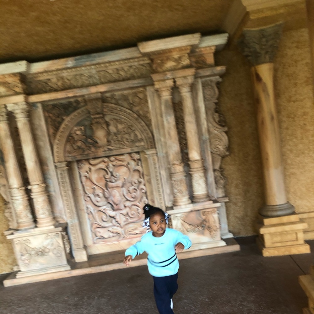 Meet your Posher, Felecia